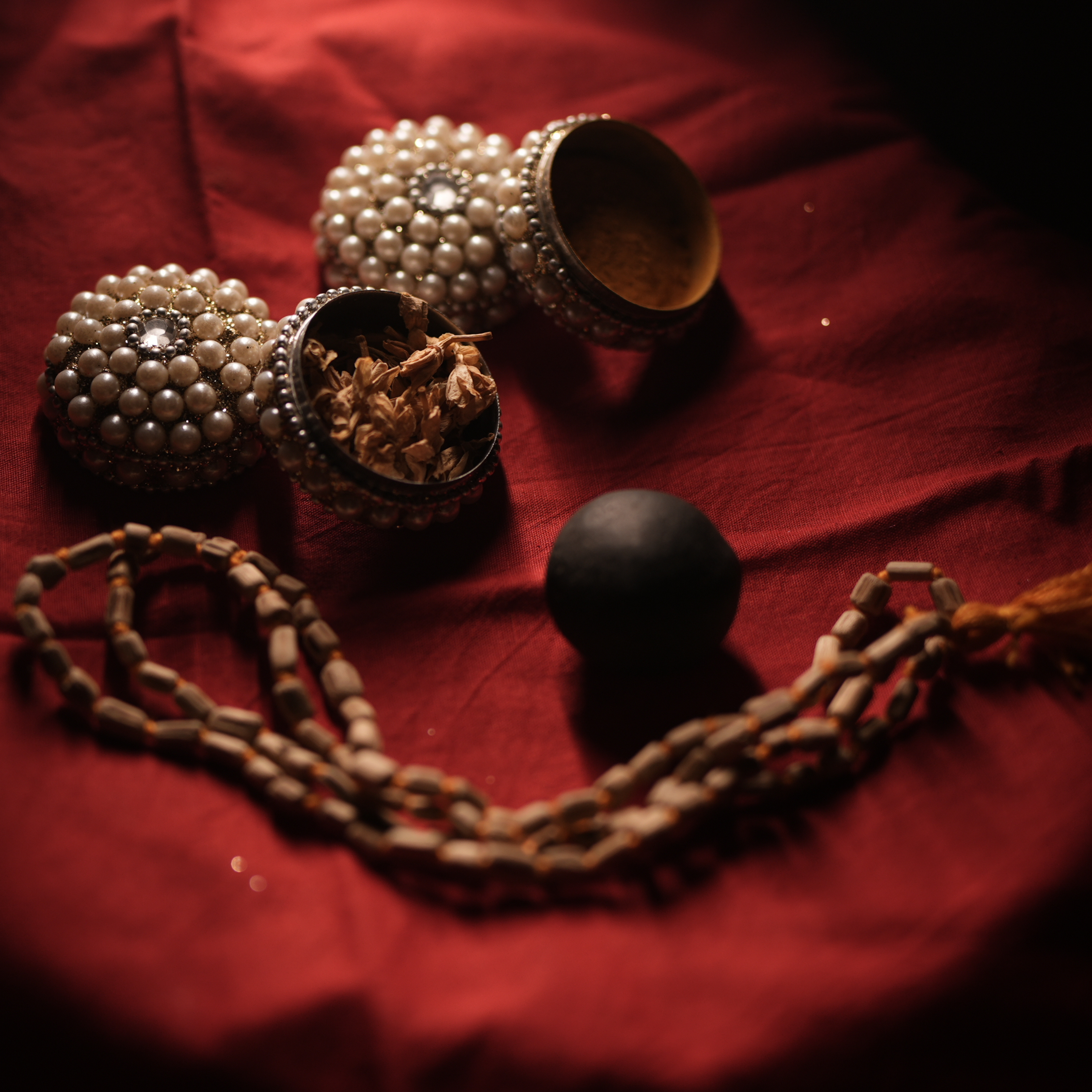 Divya Tulsi Narayan Shaligram Set
